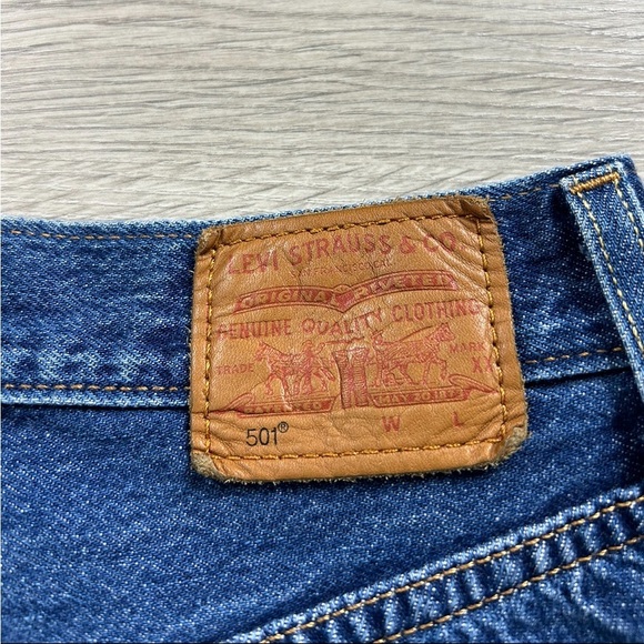 Levi's® Premium 501 Original Cropped Jeans - Picture 10 of 15